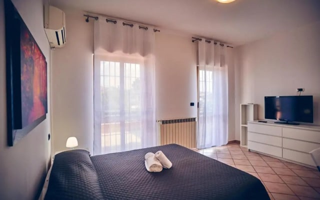 Travelershome 7metri Ciampino Guesthouse