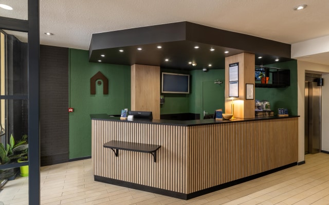 Campanile PRIME - Paris Levallois-Perret