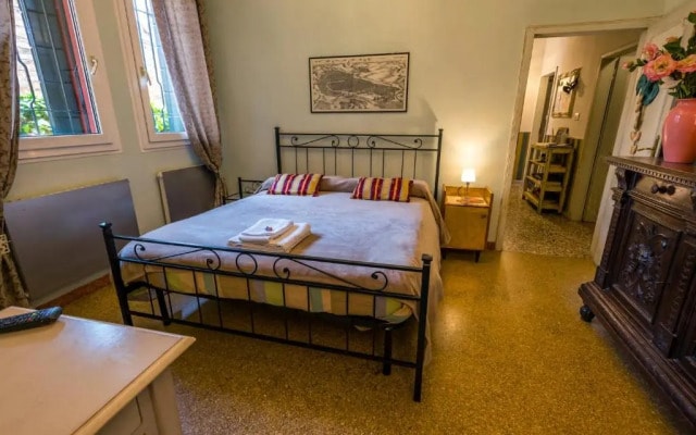 Dorsoduro House