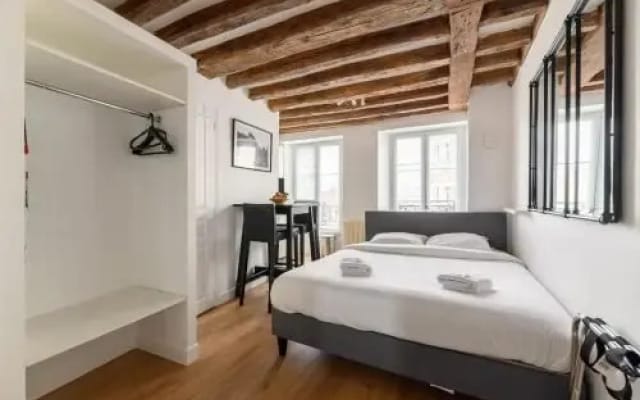 PARISRENTSTUDIO