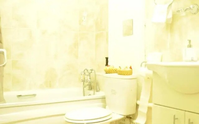 Fantastic 1 Bed in Trendy Peckham