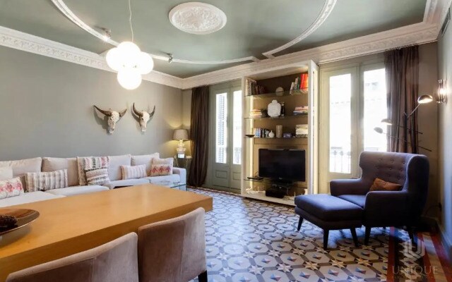 Unique Rentals Luxurious Oasis