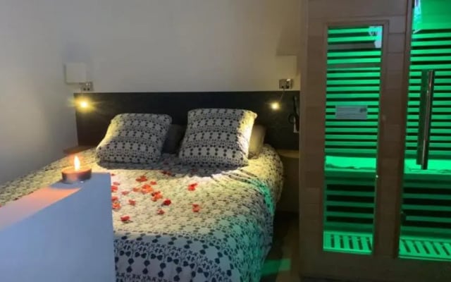 Suite Pour Les Amoureux_Val D'europe Disney (Adults Only)