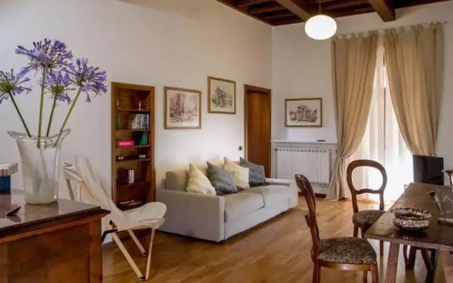 Tridente Apartments