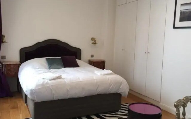 Appartement de Luxe Avenue Montaigne