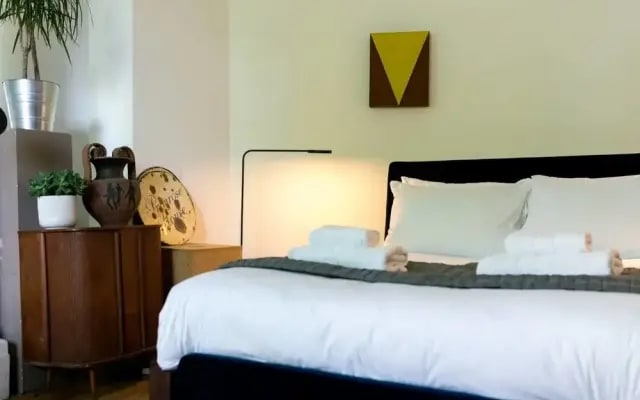 Fantastically Unique House for 3 With Large Garden