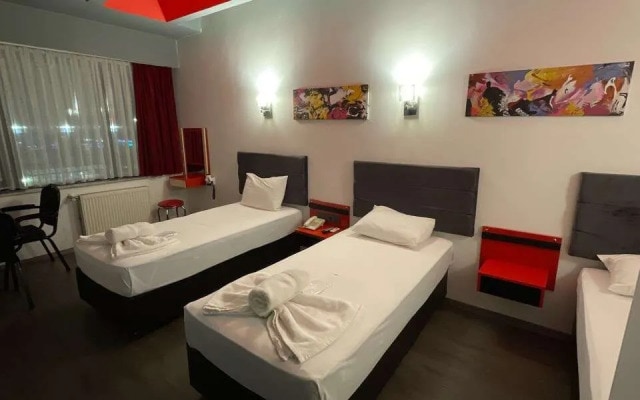 Lider Otel