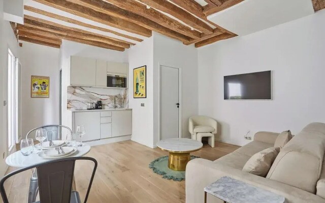 Eiffel Tower Apartment/invalide