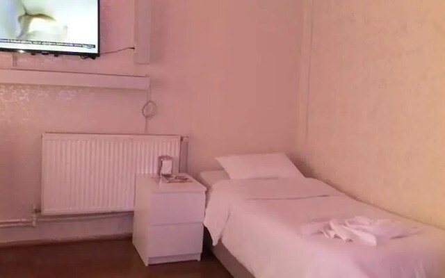 Blue Tower Suit Hotel