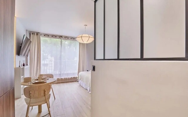 THE Parisian Suite / Center of Paris