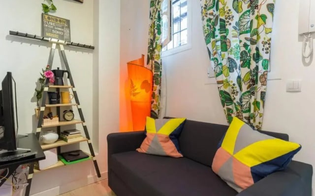 S32-Estudio con Wifi en Madrid Centro