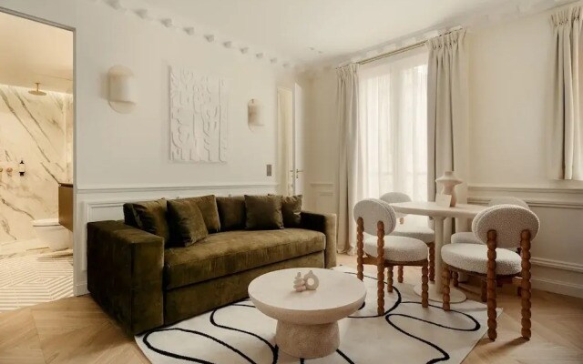 Leon Hotel-pigalle/suite-34