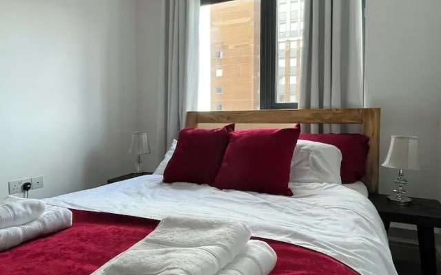 2 Bed Urban Retreat in Sheffield