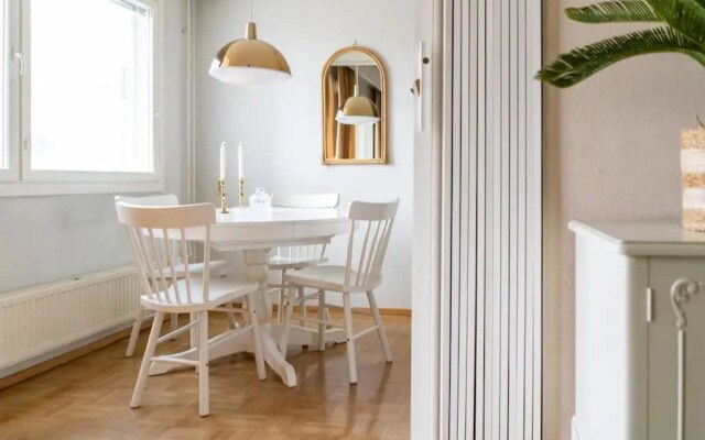 1br apartment in Leppävaara with balcony and sauna