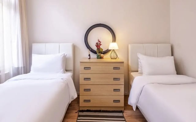 Flat With Bosphorus View and Terrace in Beyoglu