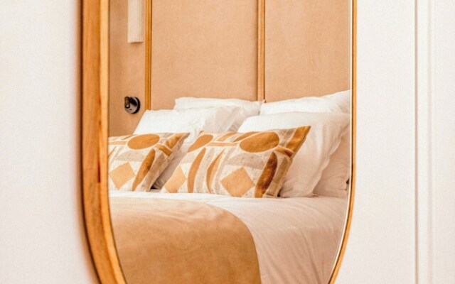 Luxury A/C Apt - 6p/3bdr - Arc de Triomphe