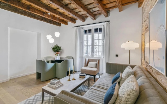 Pier 1 in Barcelona with 1 bedrooms and 1 bathrooms