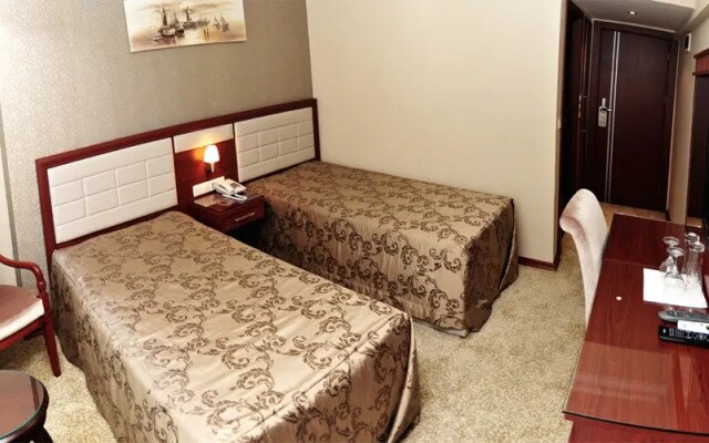 Pen Hotel Pendik