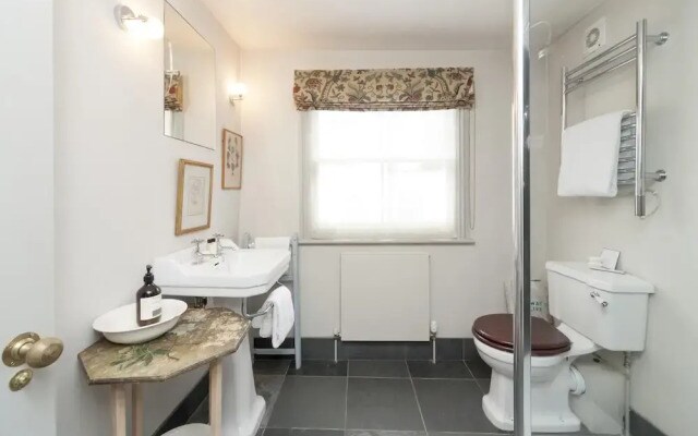 Kensington Place by Onefinestay