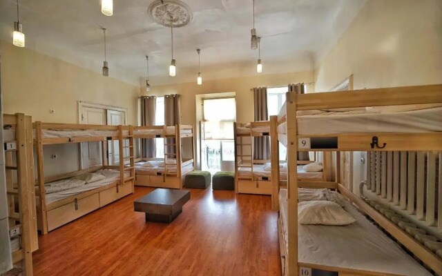 The Monks Bunk Hostel & Bar