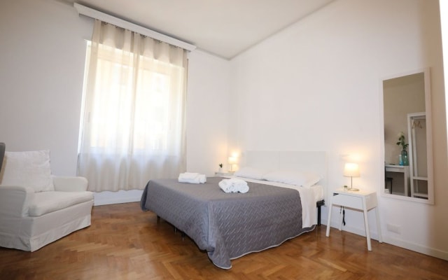Unique Luxury Apartment and Rooms