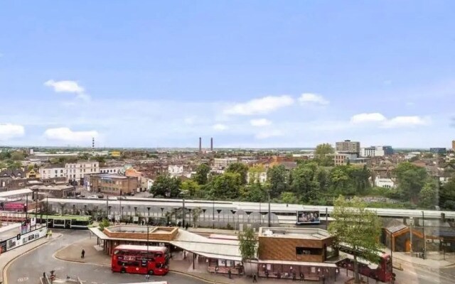 Captivating 1-bed Apartment 15 min to Londonbridge