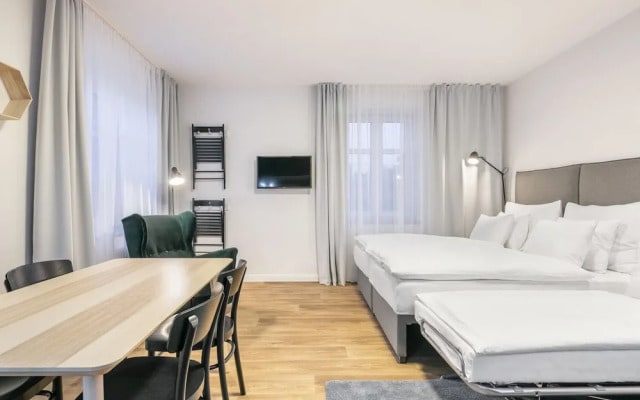 Pytloun Flat Hotel