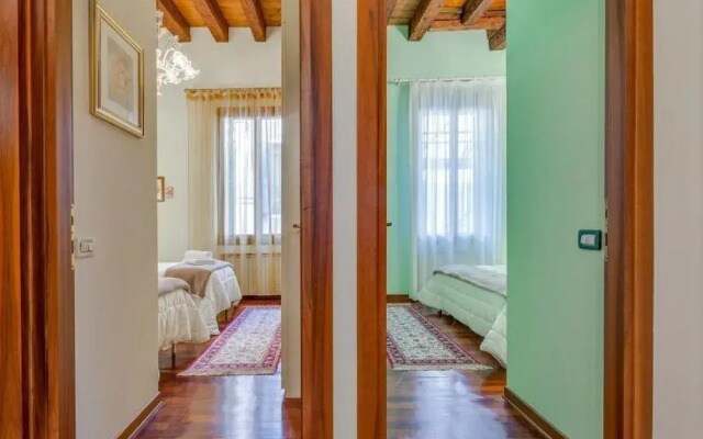 San Moisè Luxury Apartment