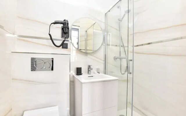 Cozy Apartment - 2br/7p - Arc de Triomphe