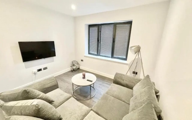 D D Luxury Apartments