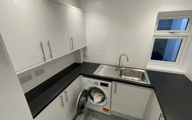 Beautiful 6 Bed House in Bexleyheath