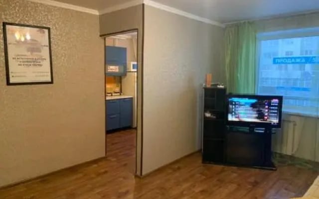 Apartment on Spartaka, 24