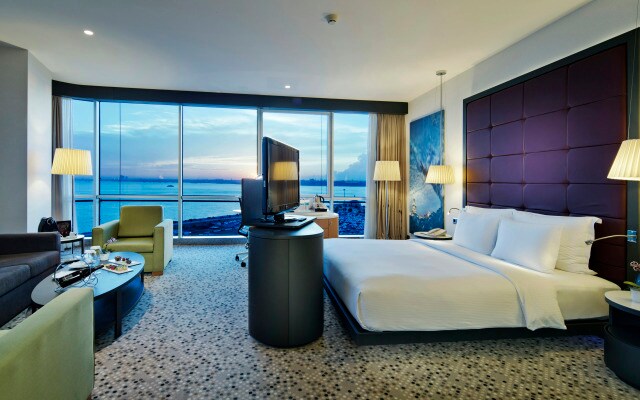 Отель DoubleTree By Hilton Istanbul Moda