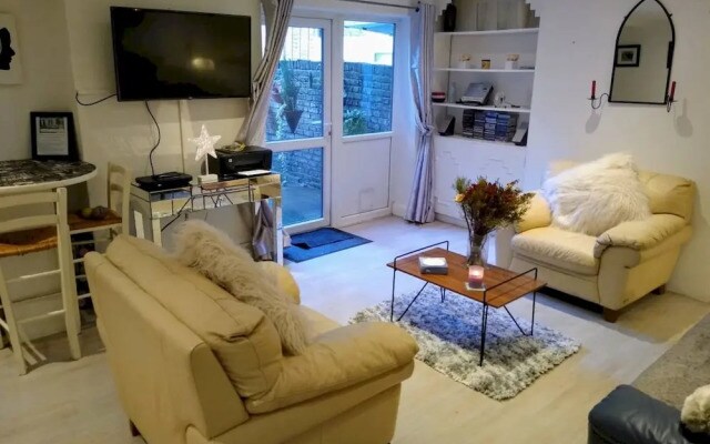 Maida Vale 2 Bedroom Garden Flat