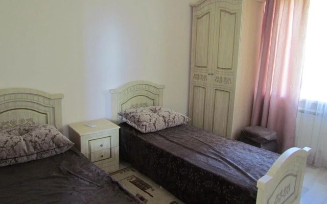 Guest House DARiS