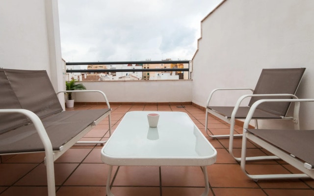 Holidays 2 Malaga Studios Juan De Mena