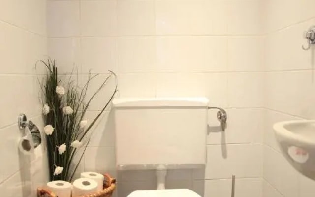 Bezaubernder Bungalow Im Funfseenland Nahe S-Bahn