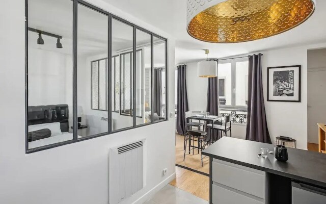 Studio at the Heart of the Marais Rue des Rosiers