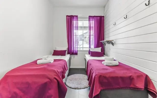 Modern 2-Unit Retreat up to 16 guests