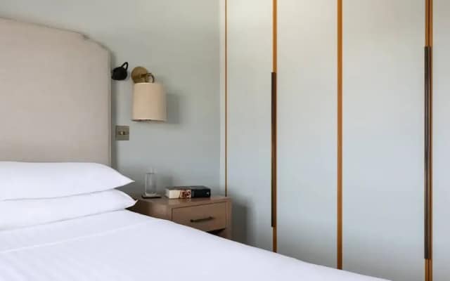 Cornwall Gardens Xxiii by Onefinestay