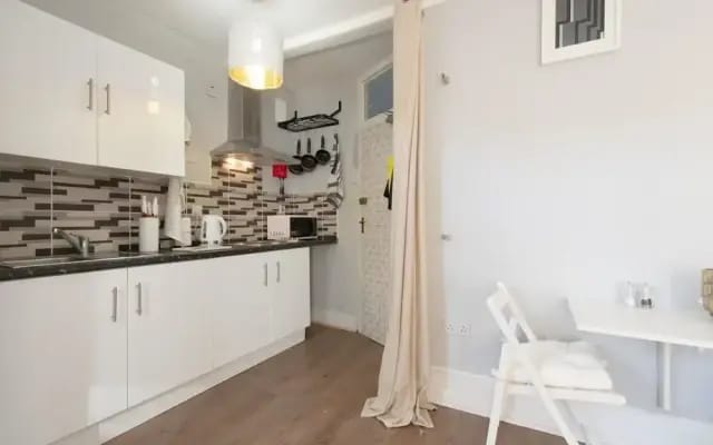 Dapah Apartments - Lea Bridge