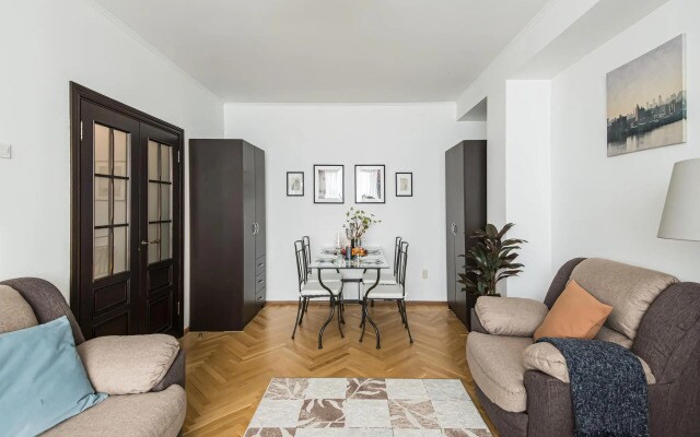 GMApartments (ДжиЭмАпартментс) на улице Новый Арбат 26