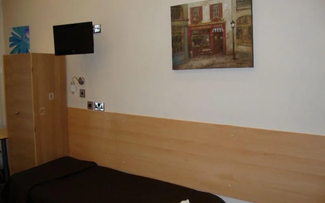 Tony's House Hotel