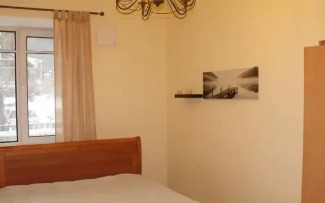 Roosikrantsi 8 City Center Apartment