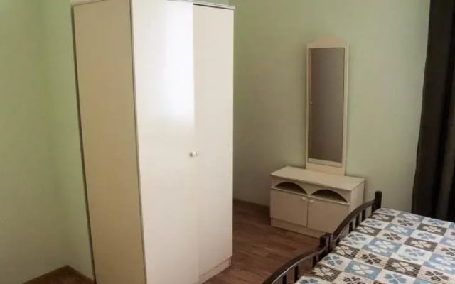 Солнечный