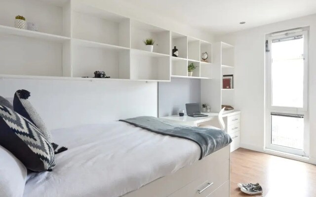 Relax By MPH-70 Chic Studios In Prime Liverpool