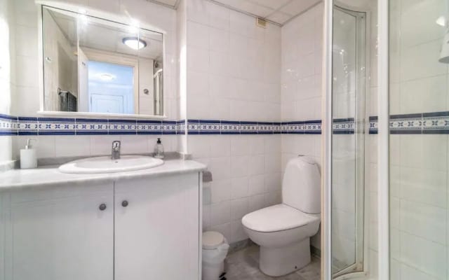 Well-located & Nice Views 2BDR Apt in Los Álamos