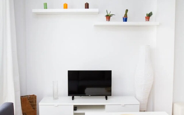 Beautiful one bedroom Refino