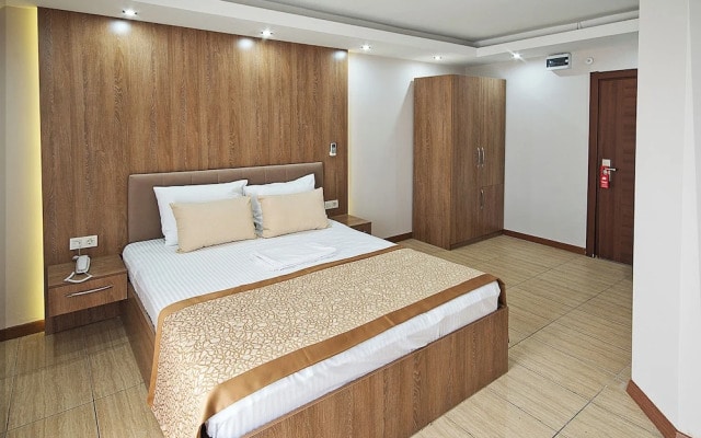 Lion City Otel