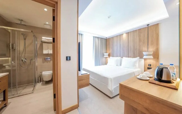 Premier Lounge Hotel